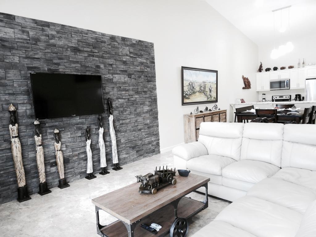 The Elephant Castle Beach Front Penthouse มานูเอล อันโตนิโอ ภายนอก รูปภาพ